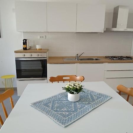Sun Light Apartment Tortoli Luaran gambar