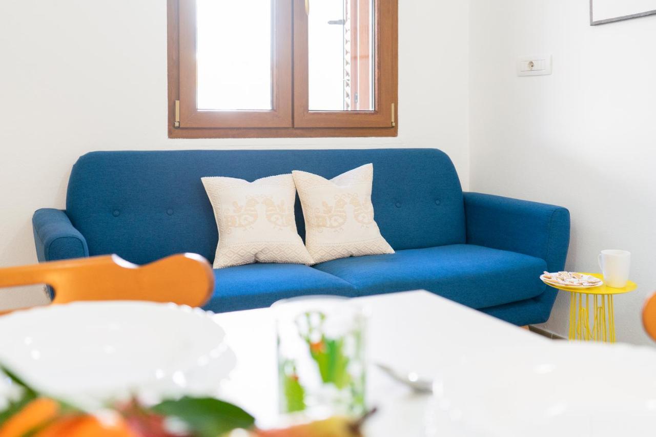 Sun Light Apartment Tortoli Luaran gambar